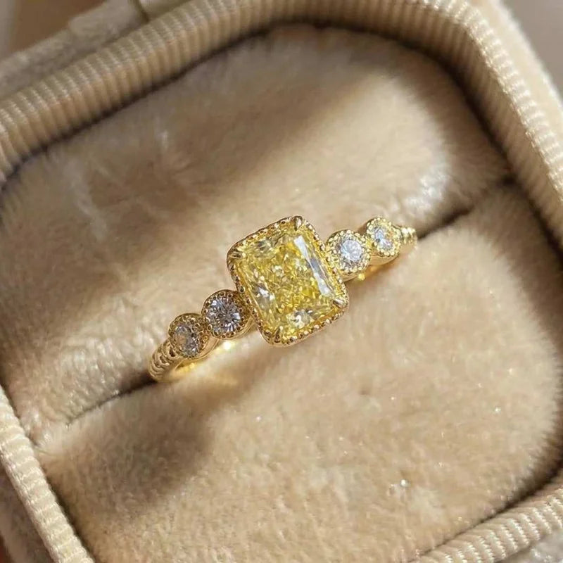 925 Sterling Silve Geometric Yellow Cubic Zirconia Women Rings Gorgeous Wedding Accessories Anniversary Party Female Jewelry Vera Lux