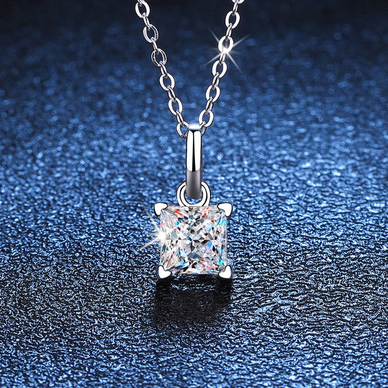 NeeTim 1ct Princess Cut Moissanite Necklace Pendant S925 Sterling Silver Party Wedding Dimond Necklaces For Women Certified Vera Lux