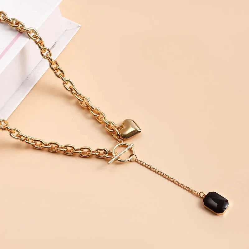 Europe And the United States Metal chain Fringe Heart Pendant Collar OT Buckle Creative Simple Fashion Necklace Ladies Vera Lux