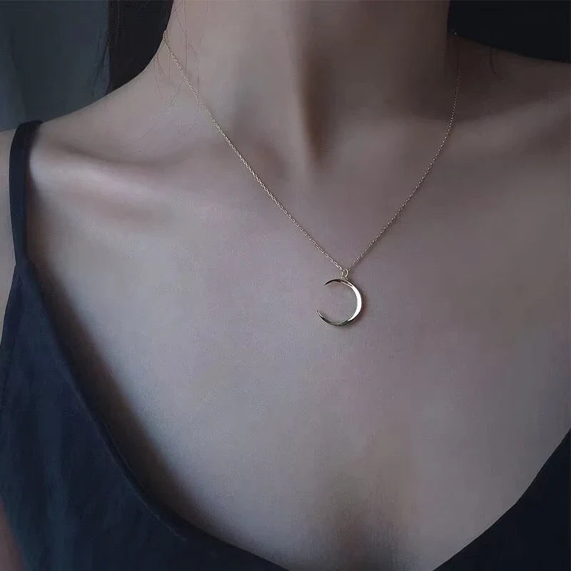 New Shiny Butterfly Necklace Ladies Exquisite Double Layer Clavicle Chain Necklace Jewelry for Ladies Gift Vera Lux