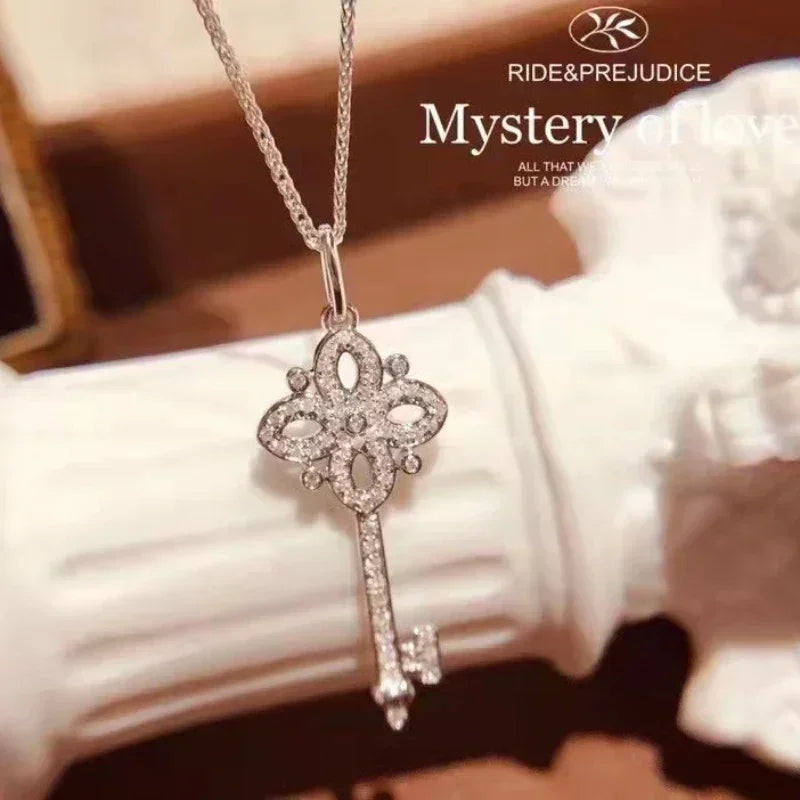 925 Sterling Silver Pave Crystal Vintage Key Pendant 14k Gold Plating Necklace Women Light Luxury Temperament Dress Jewelry Femstylo