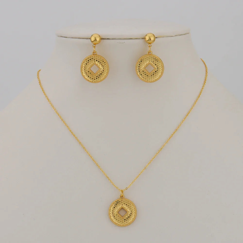 Dubai Gold Color Pendant Necklaces jewelry for Women Costume Necklace Earrings Sets Nigerian Wedding Party Gifts Vera Lux
