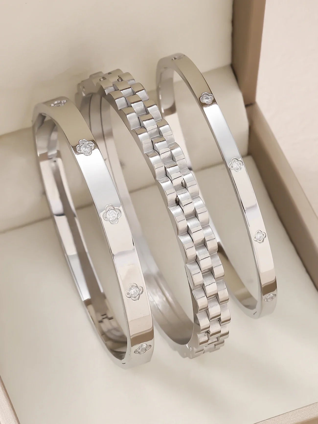 1pc 18K Gold Plated Stainless Steel Stackable Bracelet With Chain And Clover Design, Fashion Style For Women, Suitable For Casua Vera Lux