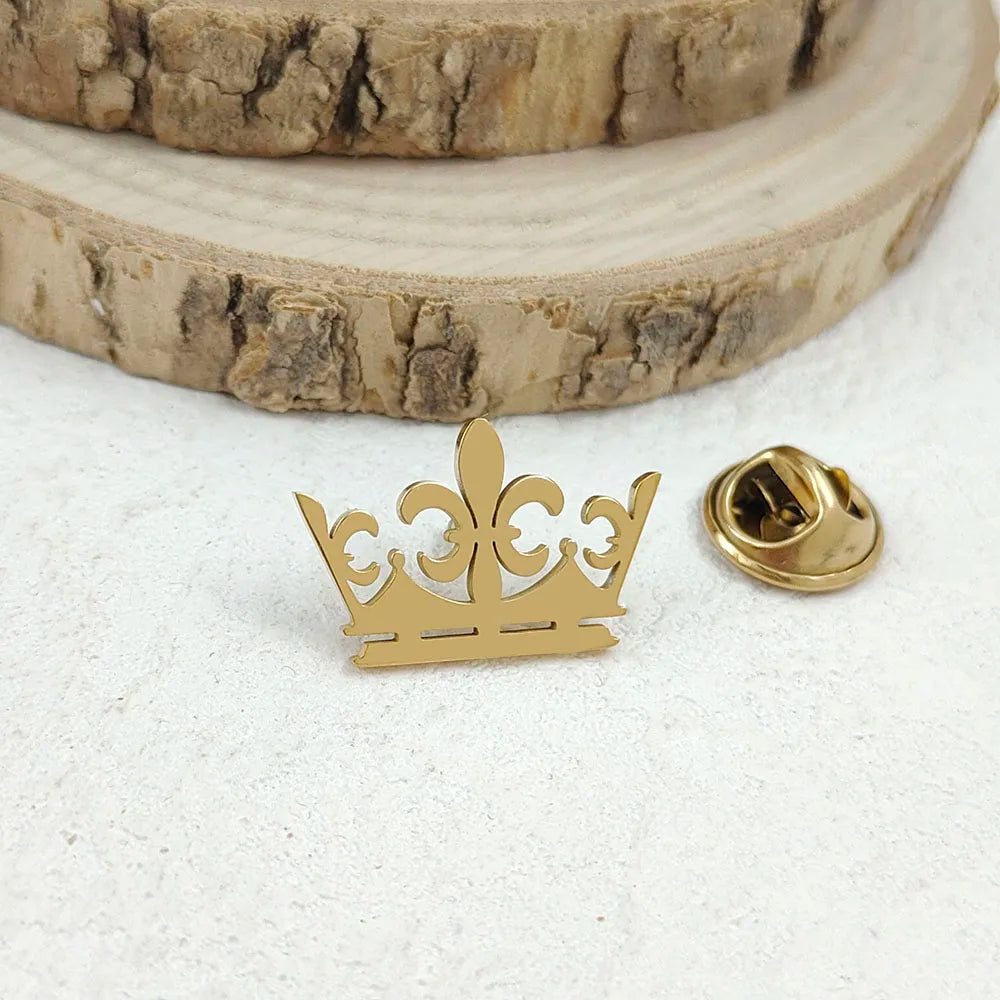 New crown gold-plated stainless steel badge, suit lapel pin, gold-plated men's brooch, business clothing matching Vera Lux