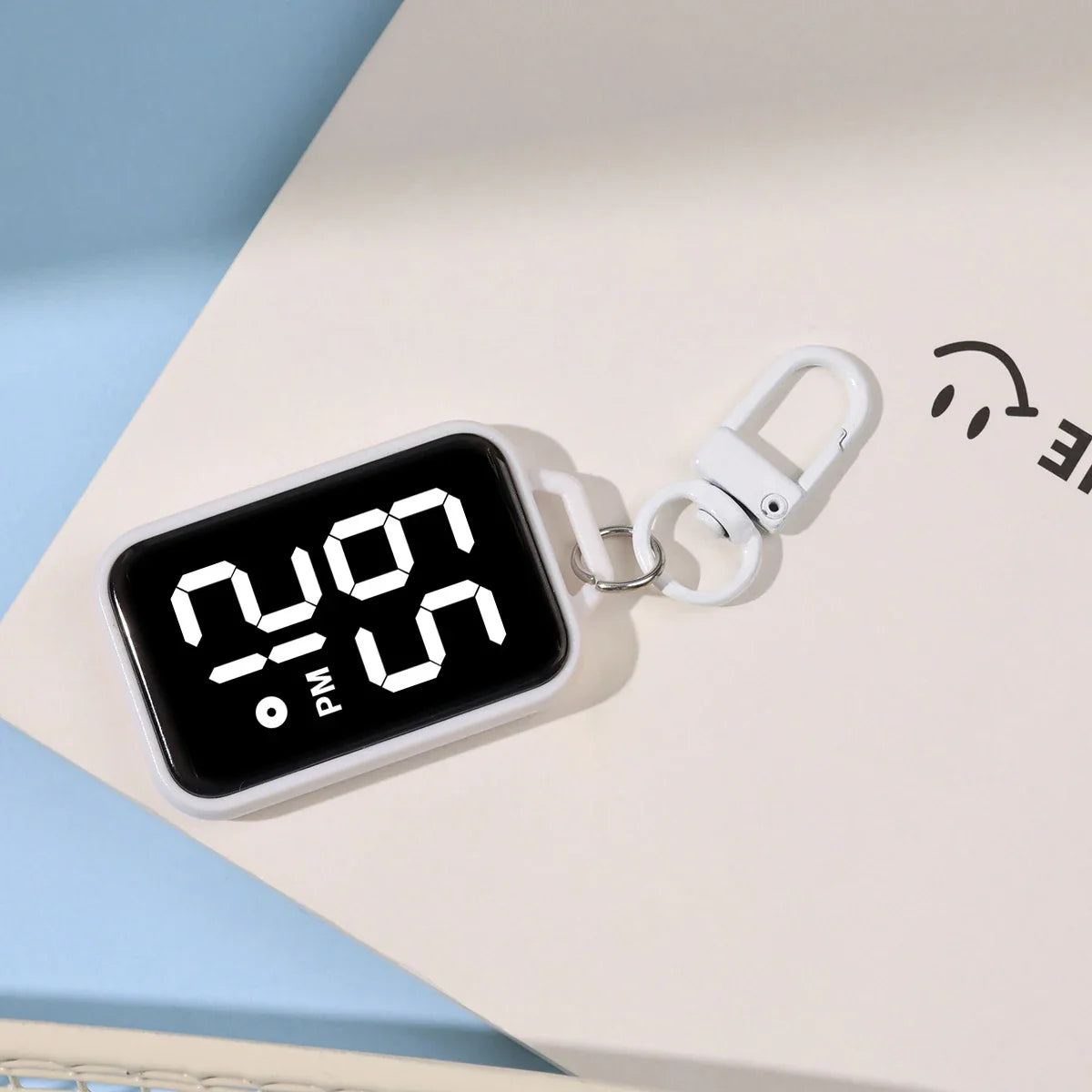 1PC LED Keychain Pocket Watch Digital Display Electronic Watch Student Backpacks Keys Pendant Cartoon Small Hanging Watch Gift Vera Lux