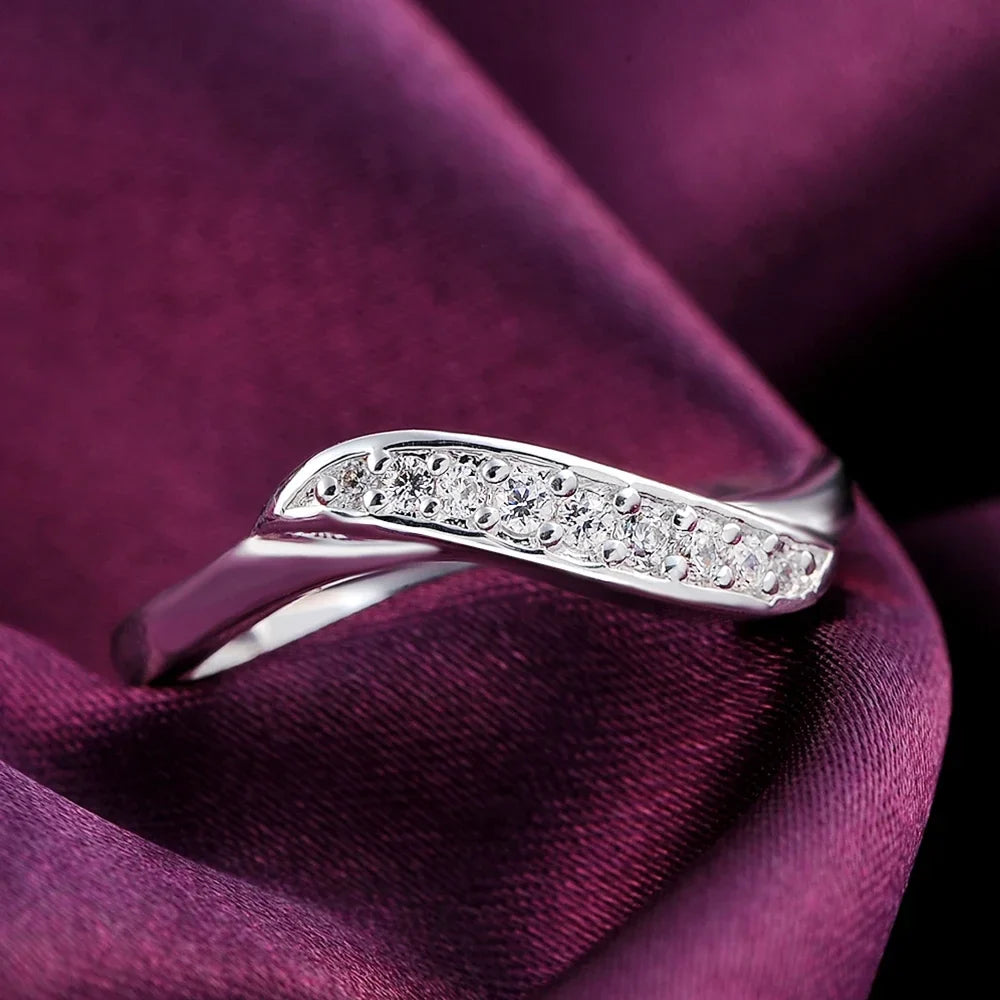 925 Sterling Silver crystal diamond rings for women Fashion elegant wedding accessories Party Gifts Charms fine Jewelry Vera Lux