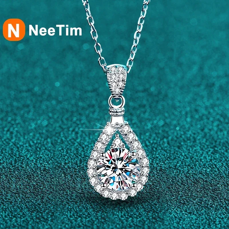 NeeTim 1CT 2CT 5CT Moissanite Pendant For Women 925 Sterling Silver Lab Diamond Plated with White Gold Necklace Wedding Jewelry Vera Lux
