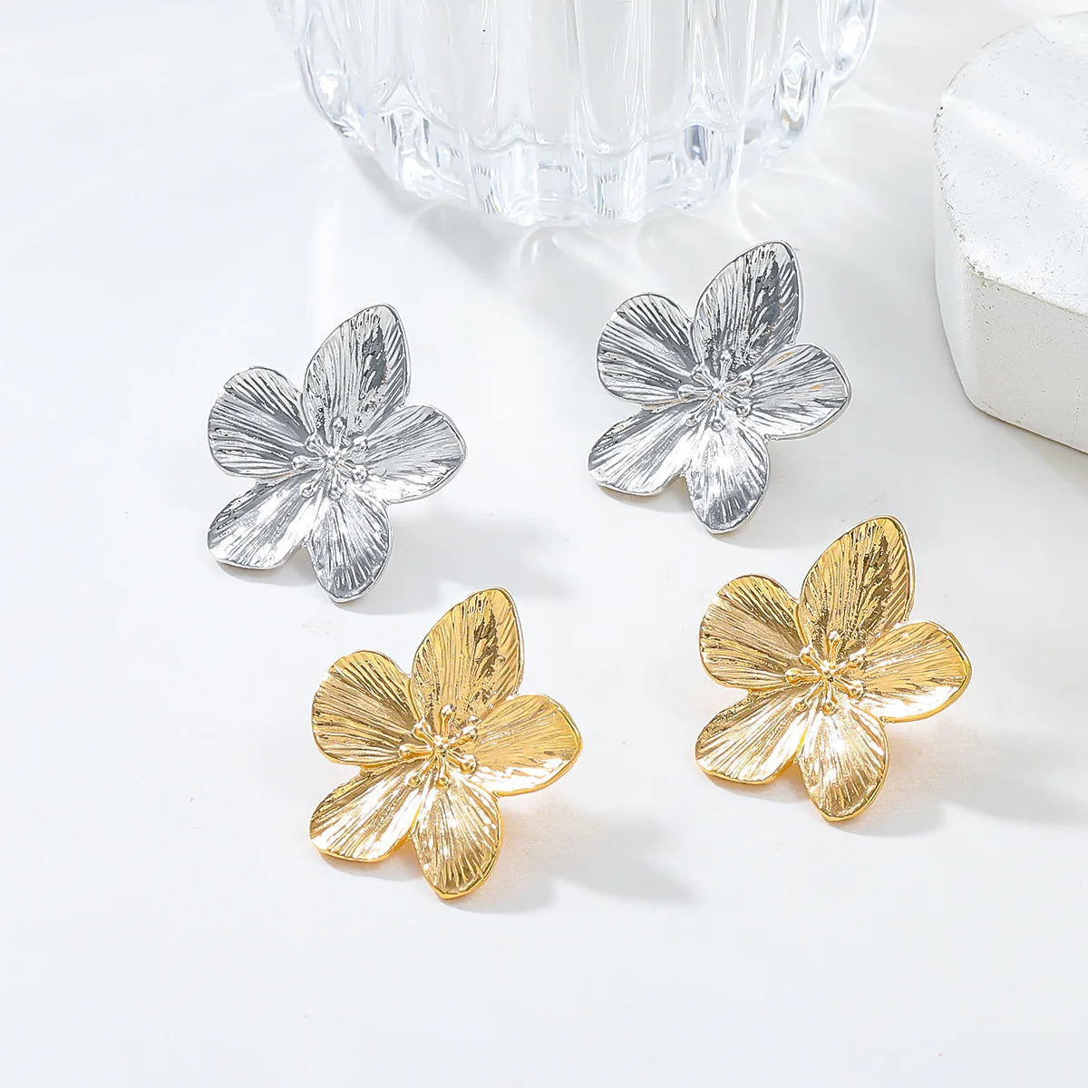 2PC Women's Fashion Trendy Stainless Steel Flower Earrings Outdoor Travel Carnival Party Festival Dressing Gifts Vera Lux