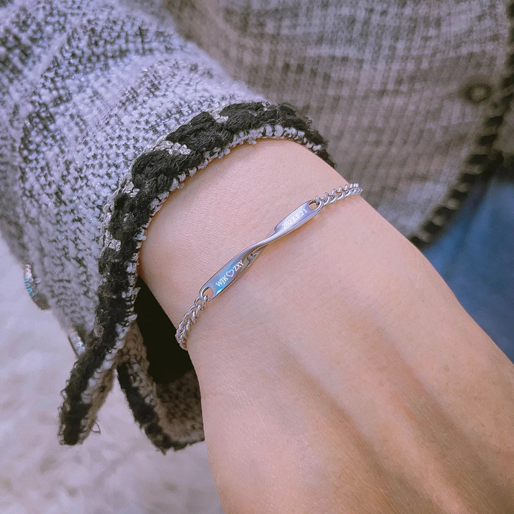 2pcs/set Titanium Steel Manufactured Mobius Couple Bracelet Customized Name Date Carved Bracelet Male and Female Jewelry Gifts Vera Lux