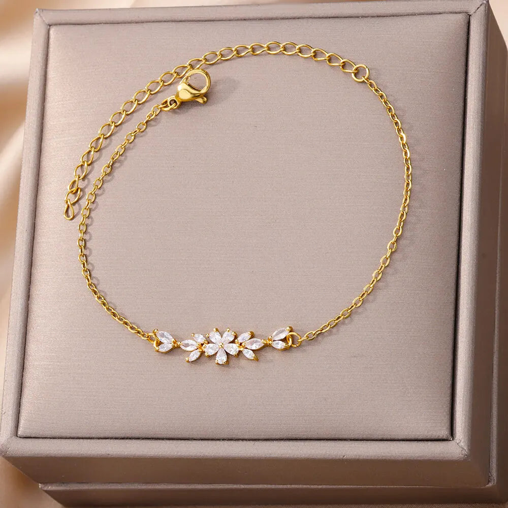 Elegant Zircon Flowers Bracelet For Women Girls Charm Gold Color Stainless Steel Plant Bracelets Luxury Designer Jewelry Gifts Vera Lux