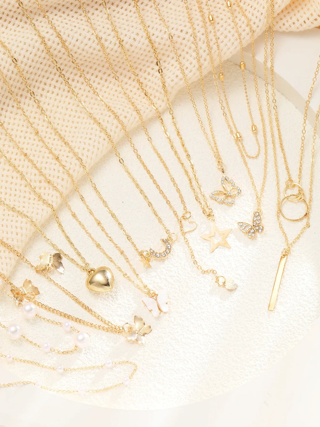 11 Pcs Women's Zircon Necklace Set Gold Color Fashion Love Heart Butterfly Pendant Hypoallergenic Neck Chain Boho Jewelry Gifts Vera Lux