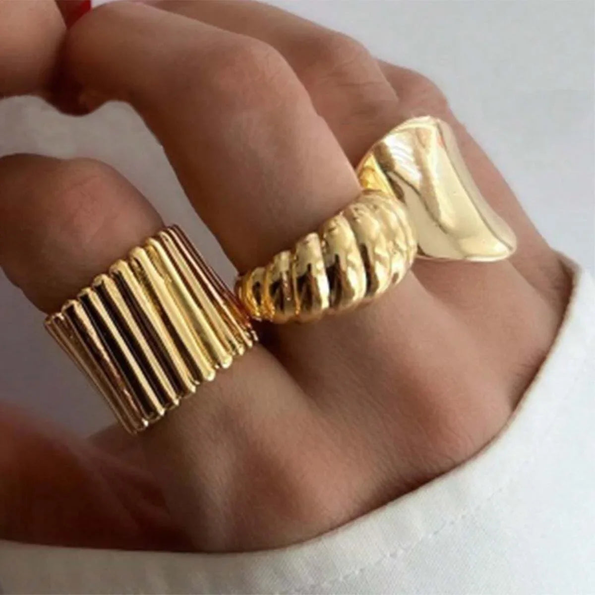 8pcs Set Minimalist Exaggerated Ripple Asymmetrical Rings For Women Gold Color Irregular Ring Set Party Daily Wear Jewelry Gifts Vera Lux