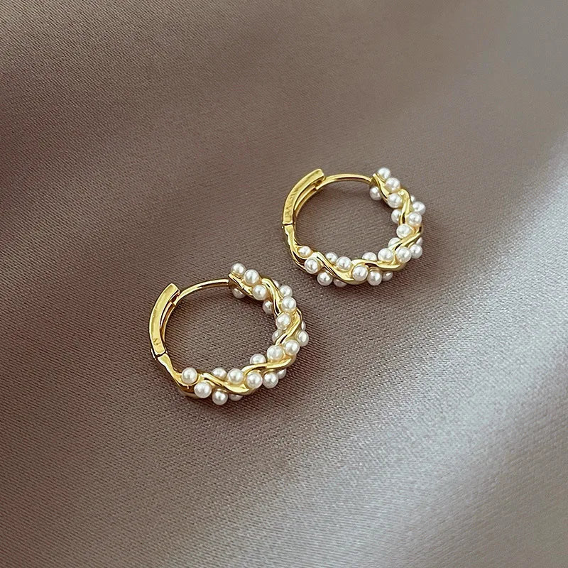 2024 Korean New Simple Temperament Circle Pearl Earrings Fashion Small Versatile Earrings Women's Jewelry Vera Lux