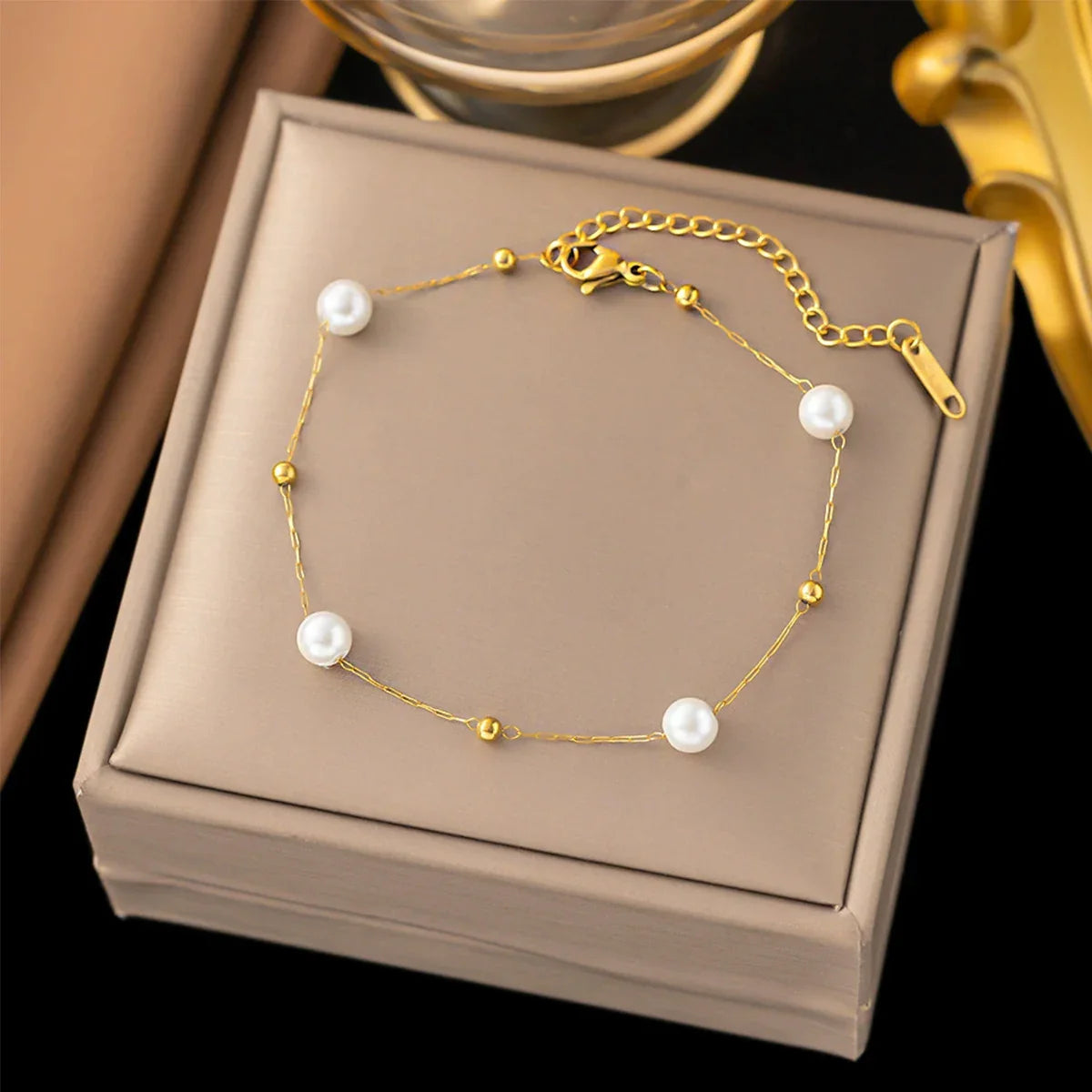 2 Pcs Exquisite Gold Color Bohemian Jewelry Set for Women Fashion Pearl Cross Pendant Necklace Bracelet Set Casual Jewelry Gifts Vera Lux