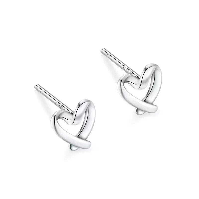 S925Silver Hollow out heart-shaped earrings for women, simple, light, luxurious, high-end, heart-shaped ins, high-end Vera Lux