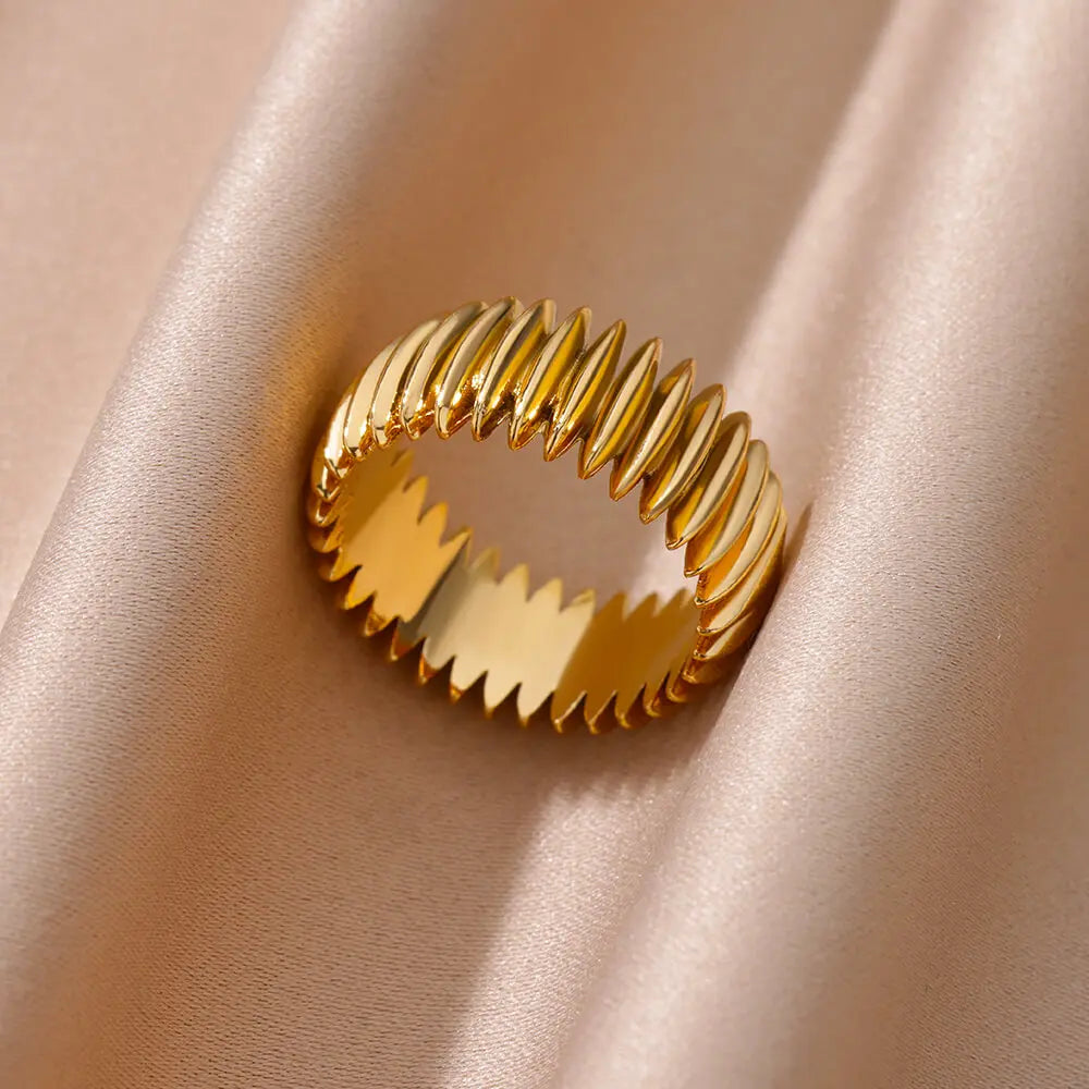 Stainless Steel Geometric Stripe Rings for Women Trendy Gold Plated Geometric Finger Ring Punk Christmas Party Jewelry Gift Vera Lux