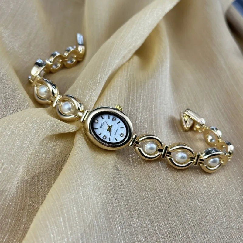 Luxury Pearl Inlaid Bracelet Watch Fashion Women Quartz Watch Brand Oval Dial Dress Wristwatches Dropshipping Relojes Para Mujer Vera Lux