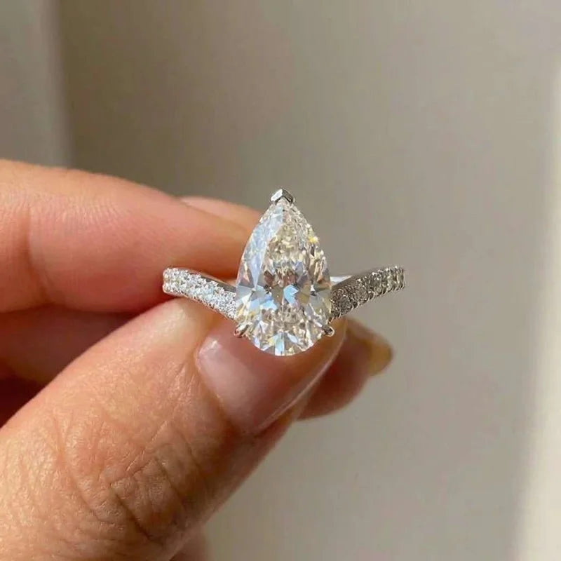 925 Sterling Silver New Light Luxury Water Drop Cube Zirconia Ring Engagement Personalized Fashion Crystal Party Jewelry Gift Vera Lux
