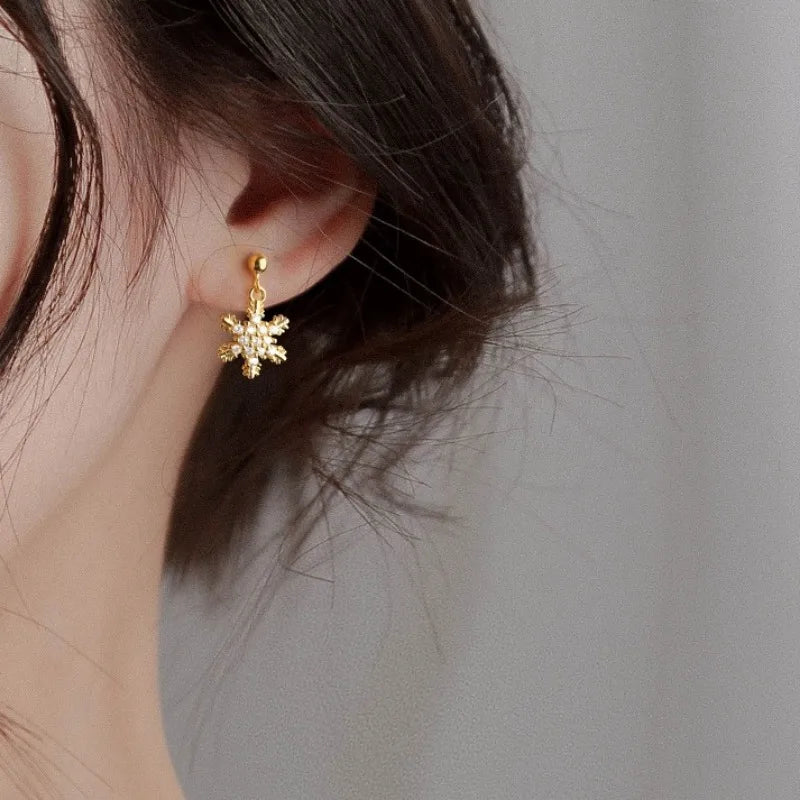 New Red Bow Knot Snowflakes Drop Earring for Women Christmas Santa Claus Snowman Earrings Girls Xmas Jewelry Gifts Vera Lux