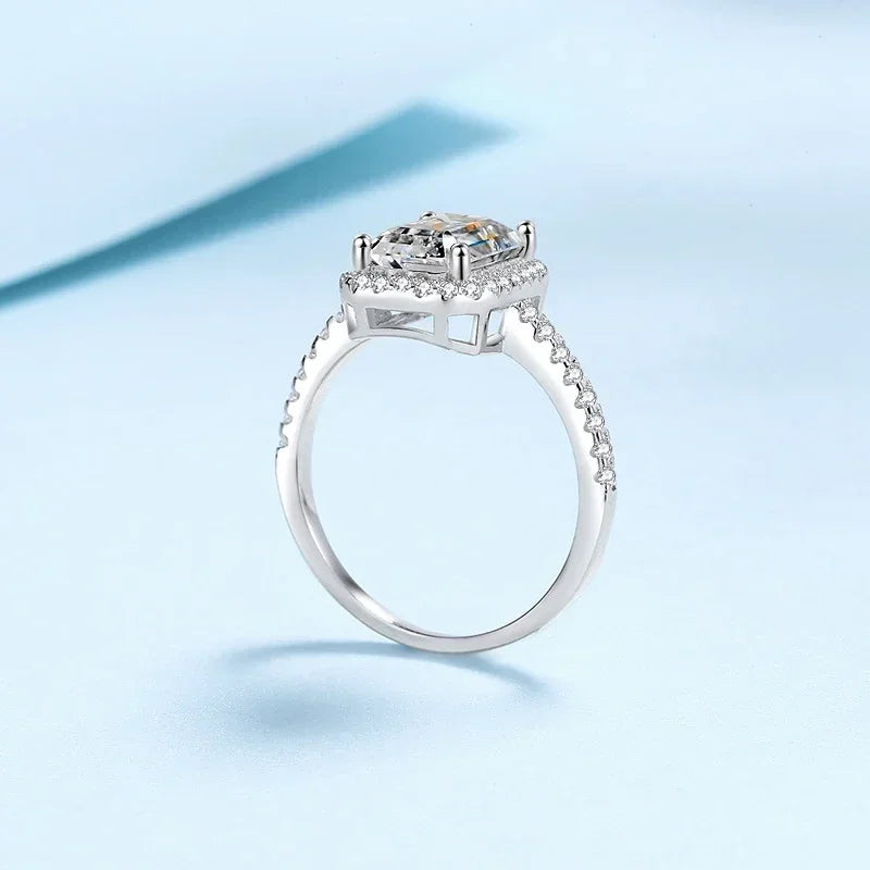 NeeTim 1ct 2ct Moissanite Ring for Women Emerald Radiant Cut Lab Diamond Rings Sterling Silver 925 with Gold Plated Wedding Band Vera Lux