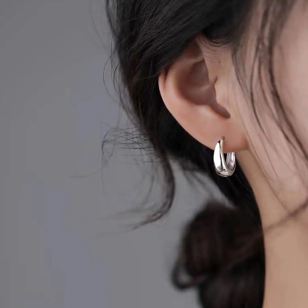 925 sterling silver plain ring earrings, light luxury and high-end earring, elegant and simple earring for women Vera Lux