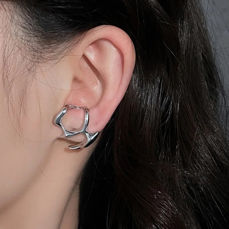 Y2K Irregular Liquid Earrings for Women Silver Color Hip-Hop Punk Fashion Geometric Earring Clip Girl 2024 Trendy Party Jewelry Vera Lux