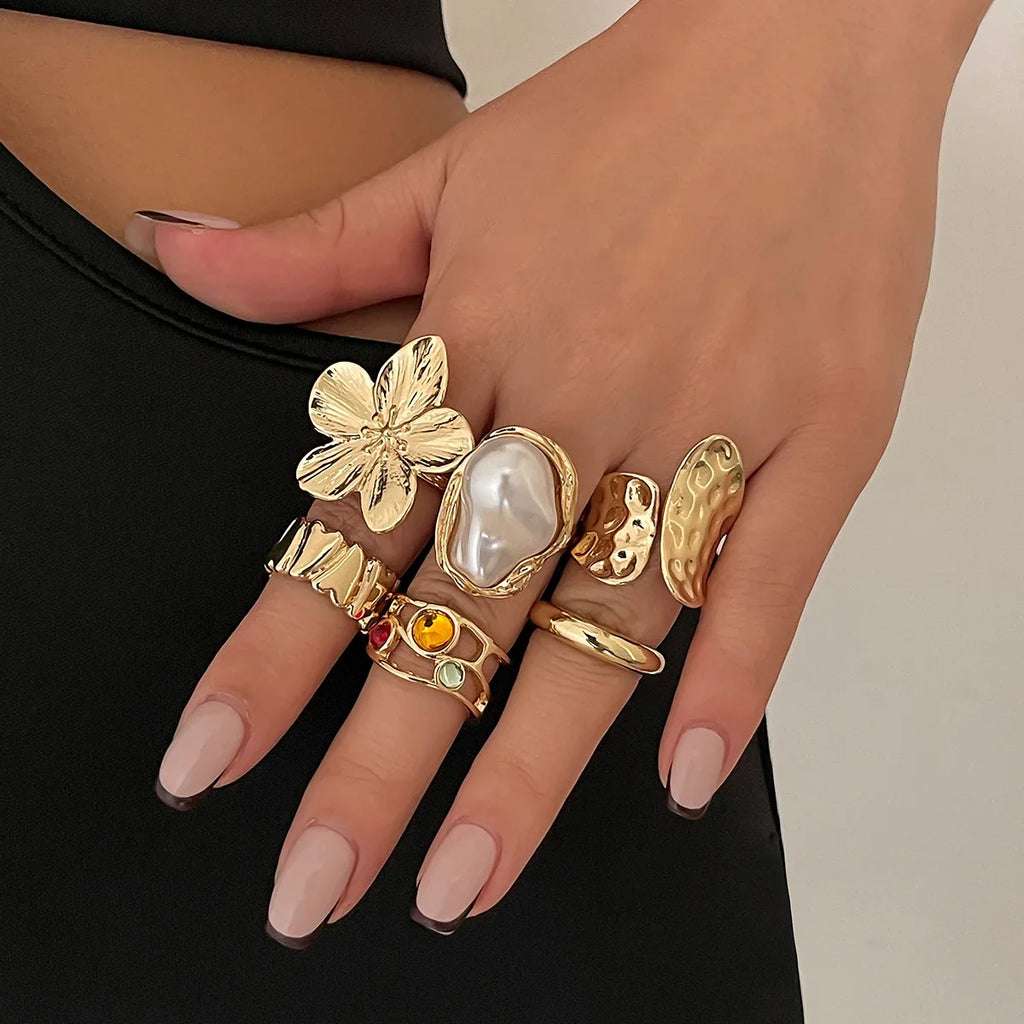 6pcs/Set Vintage Metal Flower Ring Set for Women Punk Elegant Baroque Faux Pearl Knuckle Rings Daily Wear Party Holiday Gifts Vera Lux