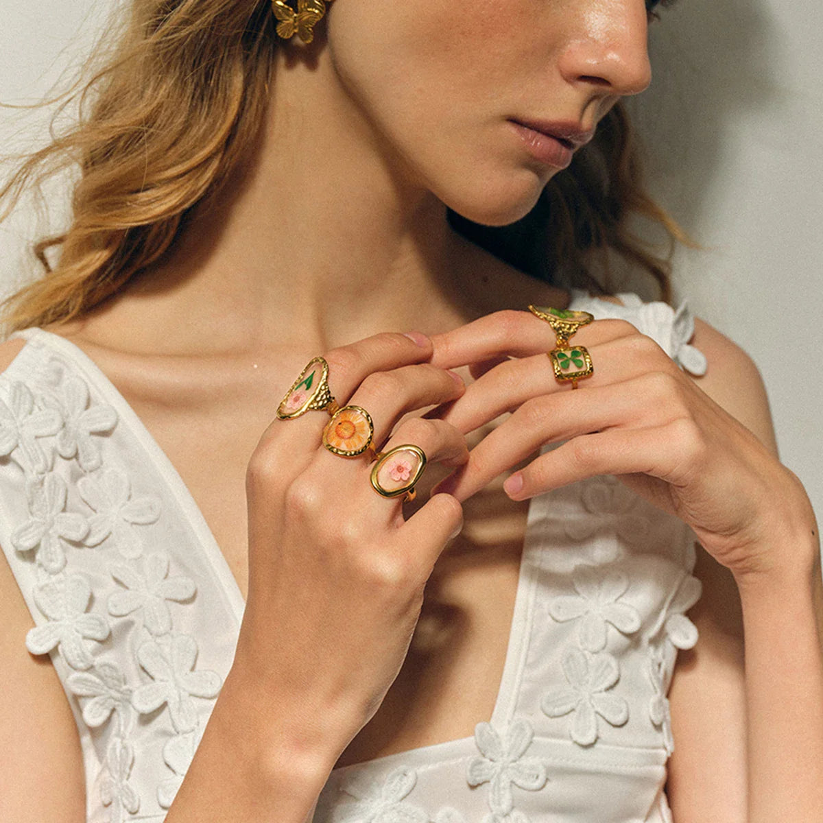 Light Cozy 18k Gold Plated Minimalist Polygonal Dry Flower Opening Ring Women Personalized Stainless Steel Statement Jewelry Vera Lux