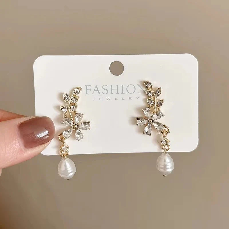Exquisite Leaves Crystal Flower Stud Earrings For Women AAA Zircon Rose Butterfly Tassel Earring Bride Wedding Party Jewelry Vera Lux