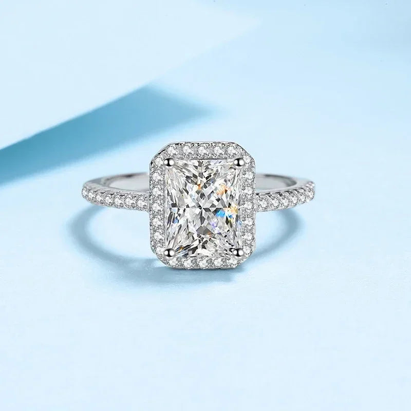 NeeTim 1ct 2ct Moissanite Ring for Women Emerald Radiant Cut Lab Diamond Rings Sterling Silver 925 with Gold Plated Wedding Band Vera Lux