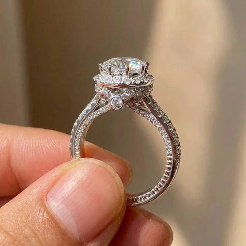 925 Sterling Silver Trendy Women Rings with Brilliant Cubic Zirconia Luxury Engagement Rings Fashion Wedding Party Fine Jewelry Vera Lux