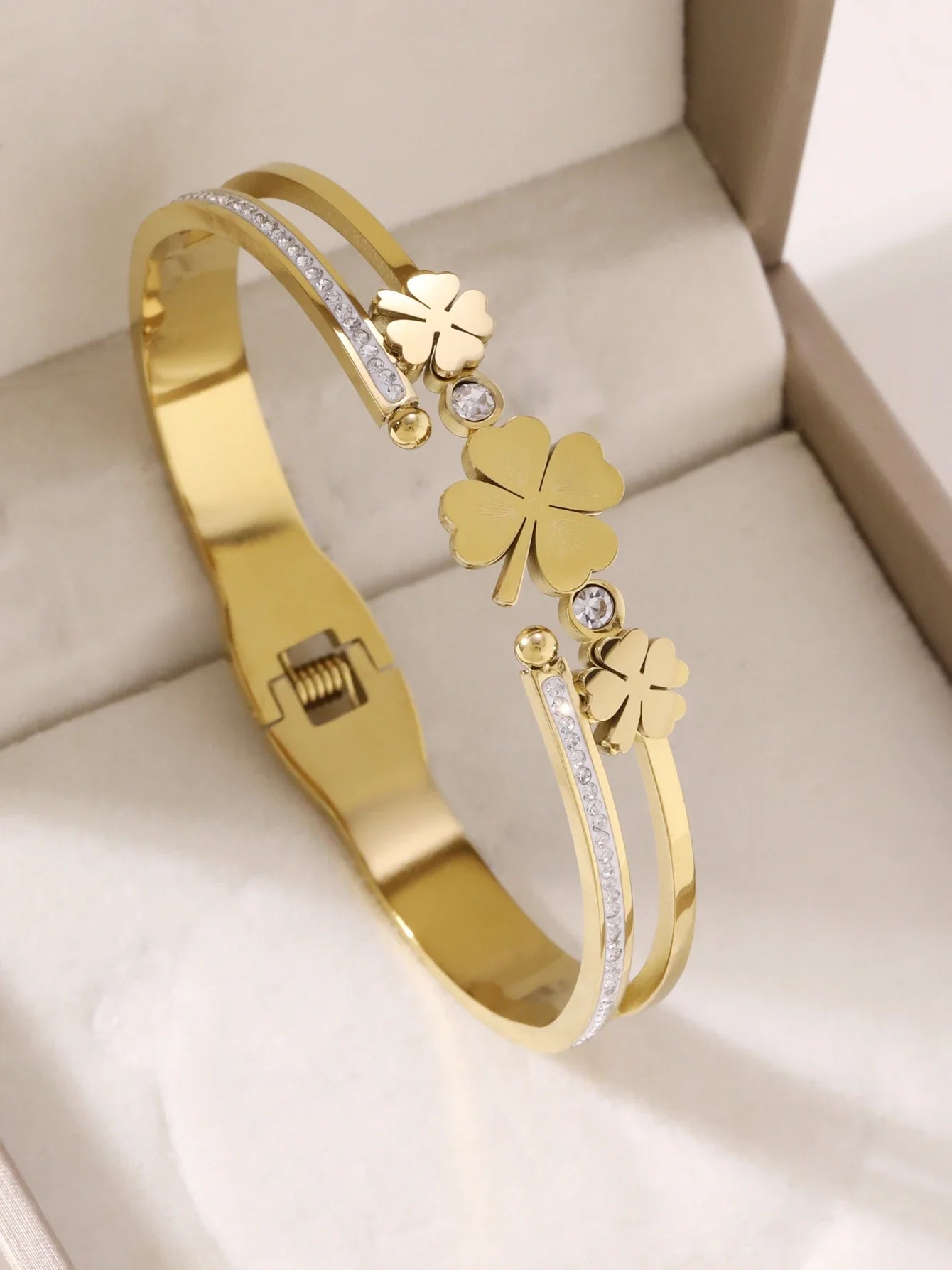 1pieces/set women's wedding jewelry party holiday Valentine's Day gift stainless steel bracelet plated with 18K gold bracelet Vera Lux