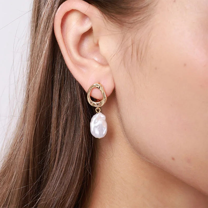 Irregular Pearl Earrings For Women Stainless Steel Round Pearl Circle Ear Clip Earring Women Jewelry Gift Mujer Accessories Vera Lux