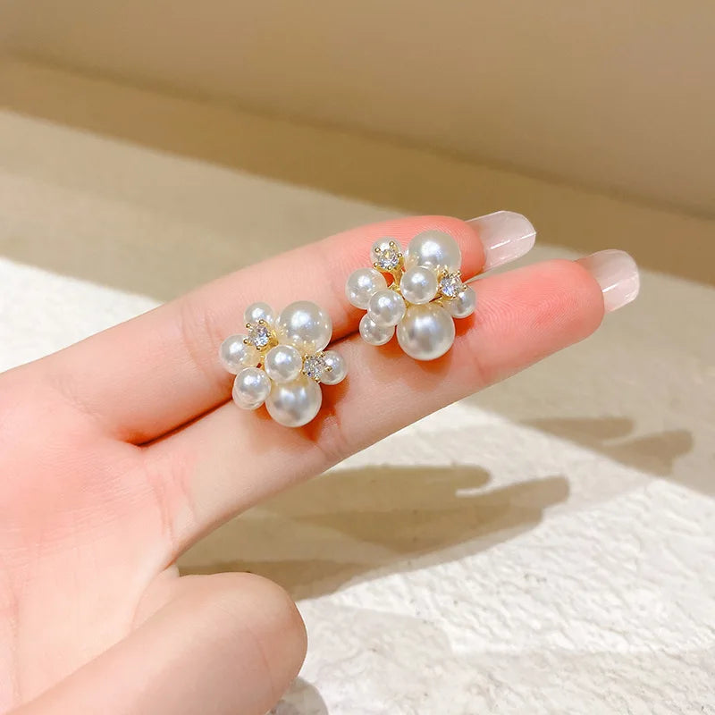 2024 Korean New Simple Temperament Circle Pearl Earrings Fashion Small Versatile Earrings Women's Jewelry Vera Lux