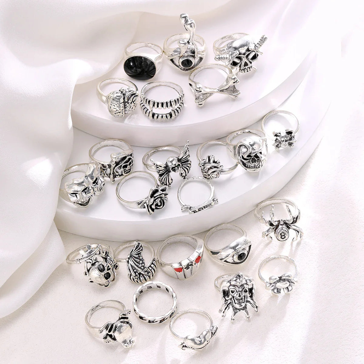 24 Pcs Gothic Skeleton Unisex Ring Set Punk Grunge Butterfly Frog Woman Man Jewelry Hip Hop Party Street Ring Accessories Gift Vera Lux