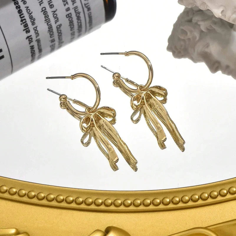 New Luxury Fashion Bowknot Earrings Retro Soft Versatile Gold Color Tassel Stud Earring Jewelry For Daily Wear By Women Gifts Vera Lux