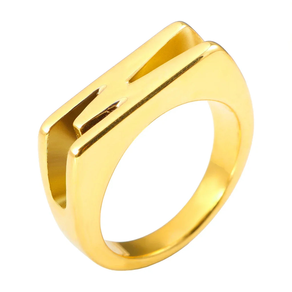 Wholesale High End Waterproof Three-dimensional M Letter Hollow Stainless Steel Finger Ring Trendy for Women Personalize Jewelry Vera Lux