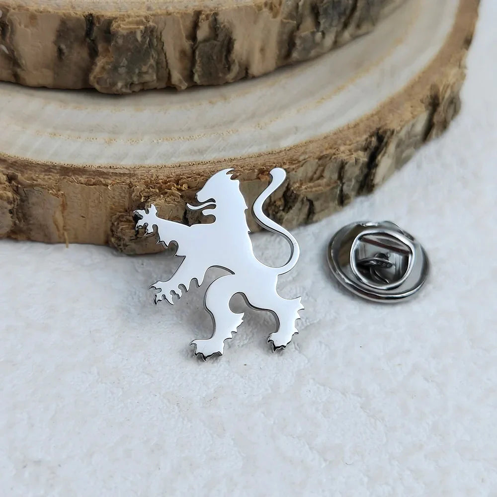 New upright lion men's lapel pin, 316L stainless steel gold-plated badge, black brooch for suit accessories, gift for father Vera Lux