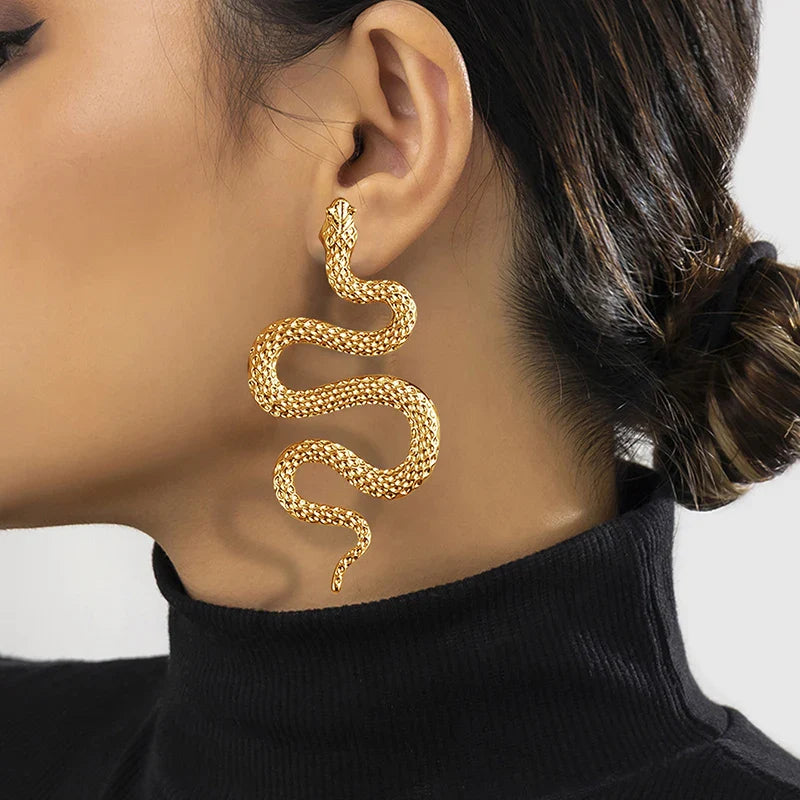 Avant-garde Sexy and Exaggerated Halloween Snake Shaped Earrings for Women Fashion Gothic Personalized Trend Girl Rock Jewelry Vera Lux