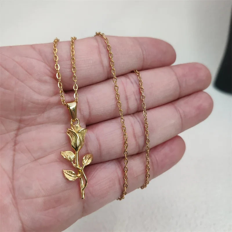 Vintage Summer Accessories Stainless Steel Pendant Necklaces Women's Jewelry Rose Pendant Necklace Charms Vera Lux