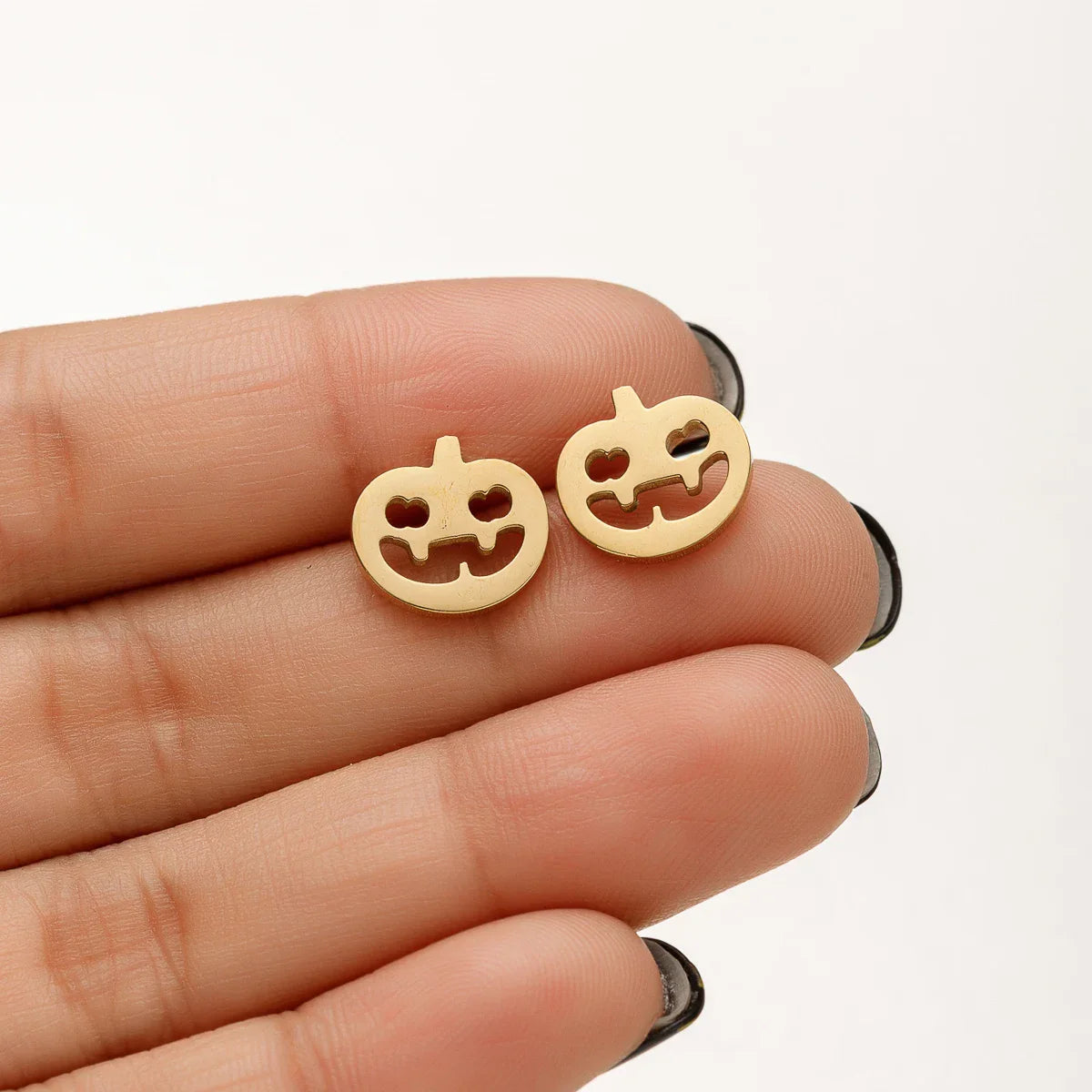 Horror Halloween Bat Spider Trendy Earrings Women 2024 Black Color Stainless Steel Ear Piercing Skull Punk Jewelry Party Gifts Vera Lux
