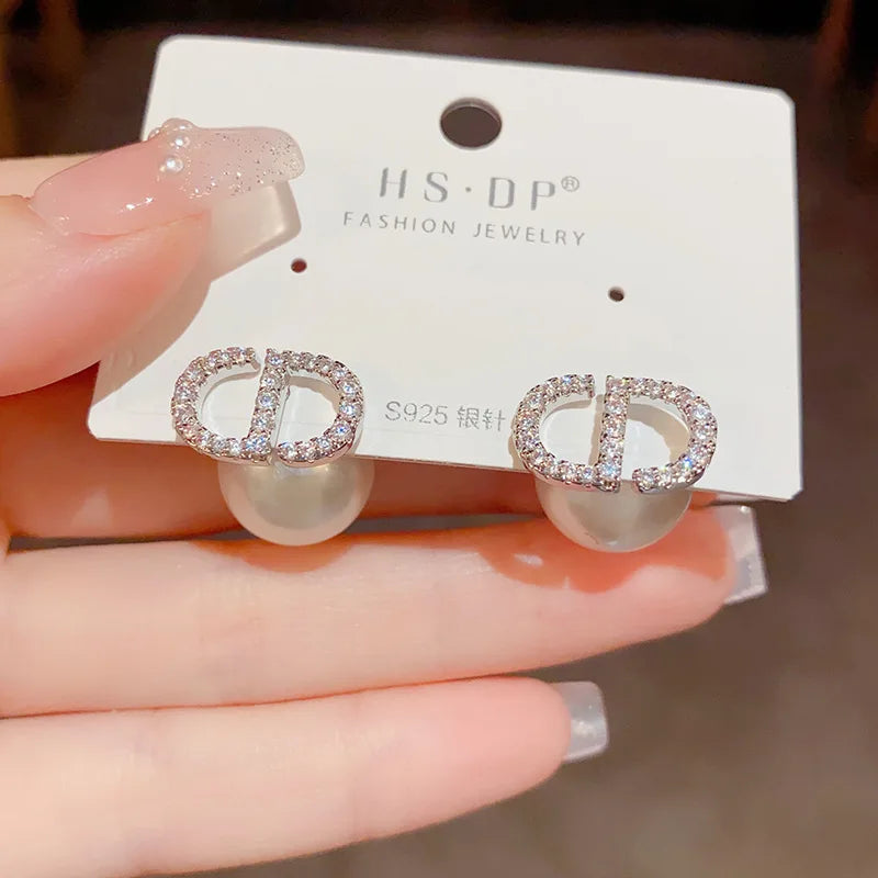 Plated Silver Needle Zircon Letter Pearl Earrings French Luxury Sensation High-End Jewelry Women's Earring Accessor Vera Lux