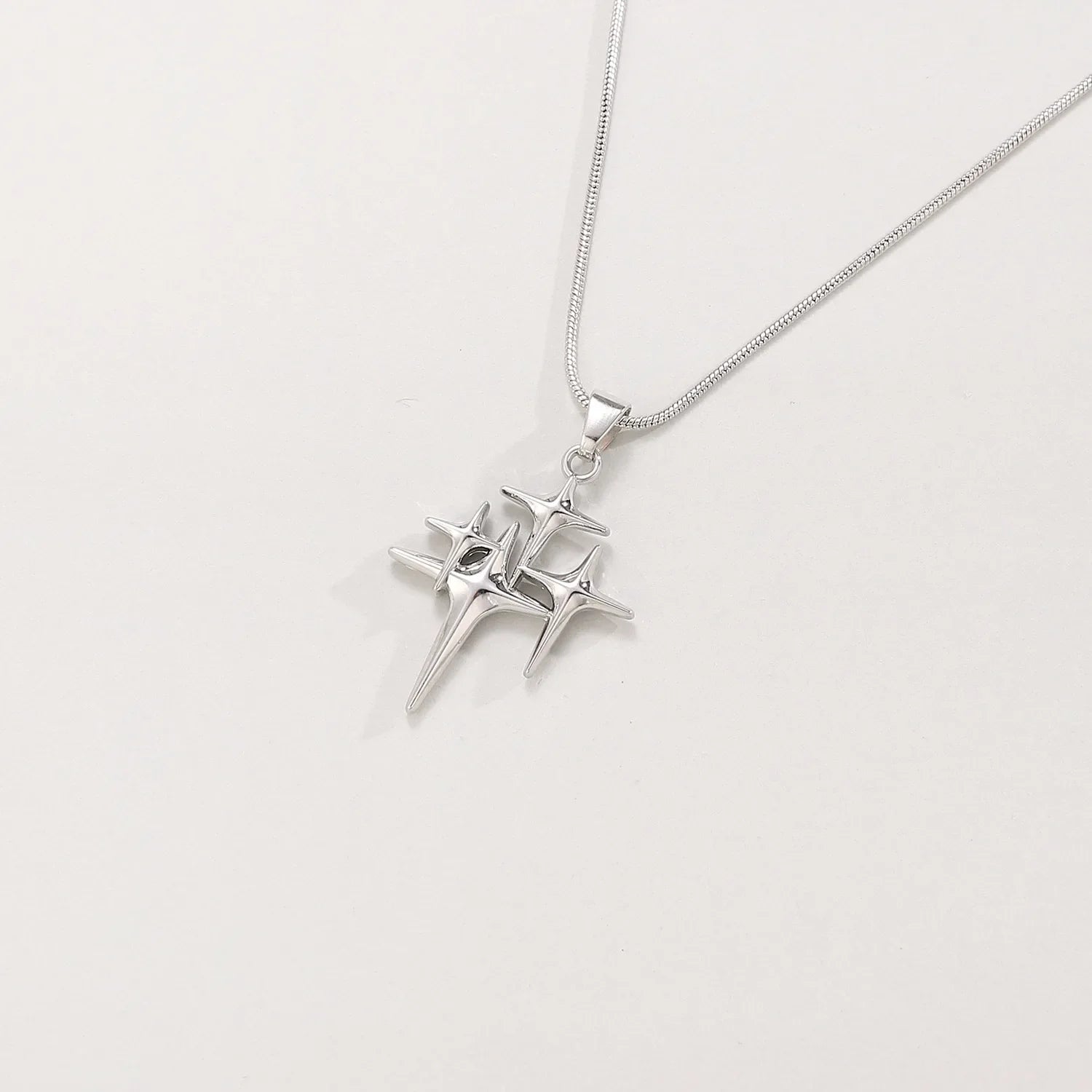 Y2K Simple Choker Necklace Four Pointed Star Necklaces Adjustable Crucifix Pendant Necklace Asterism-Necklace Jewelry Vera Lux