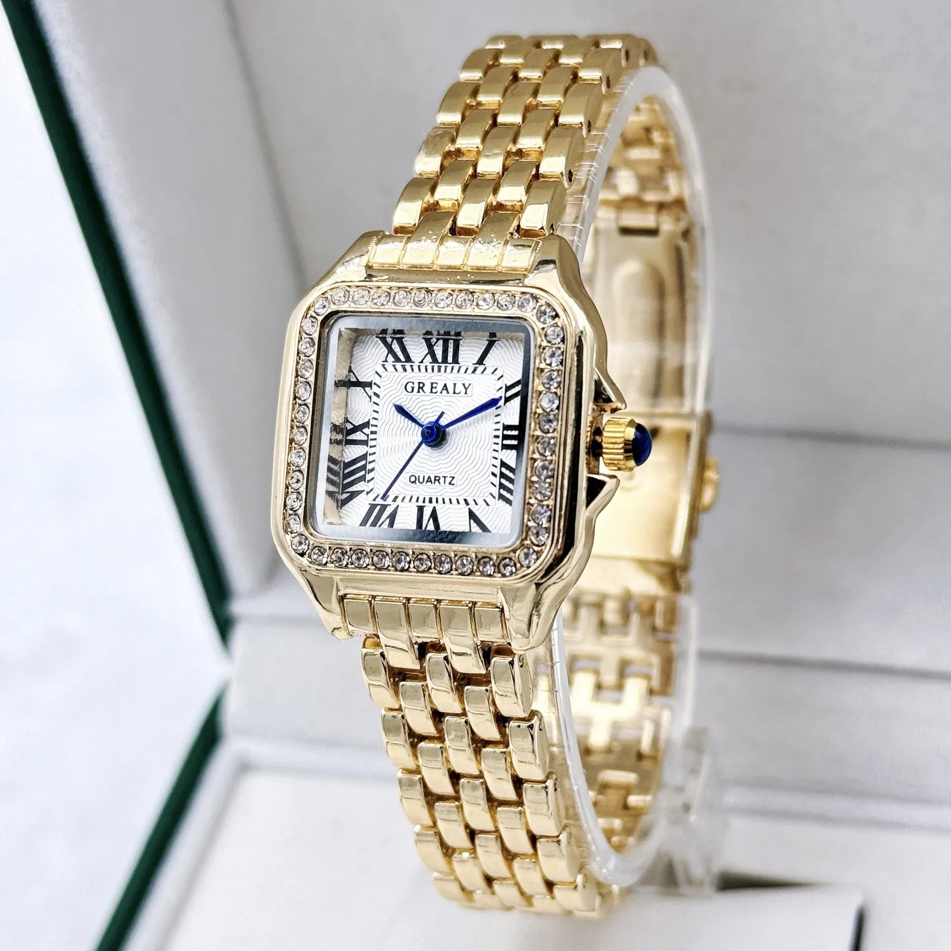 New Women Watch Light Luxury Brand Business Gold Stainless Steel Ladies Fashion Quartz Watches Female Clock Bracelet Wristwatch Vera Lux