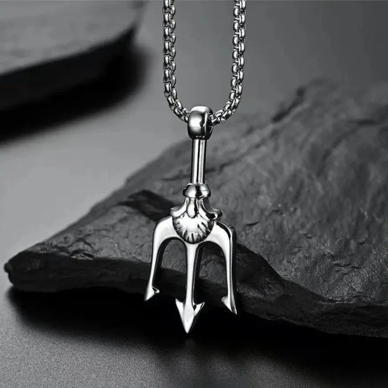 Street Men'sTitanium Steel Necklace Male Hipster Personality Hip Hop West Coast Style Trident Necklace Pendant Vera Lux