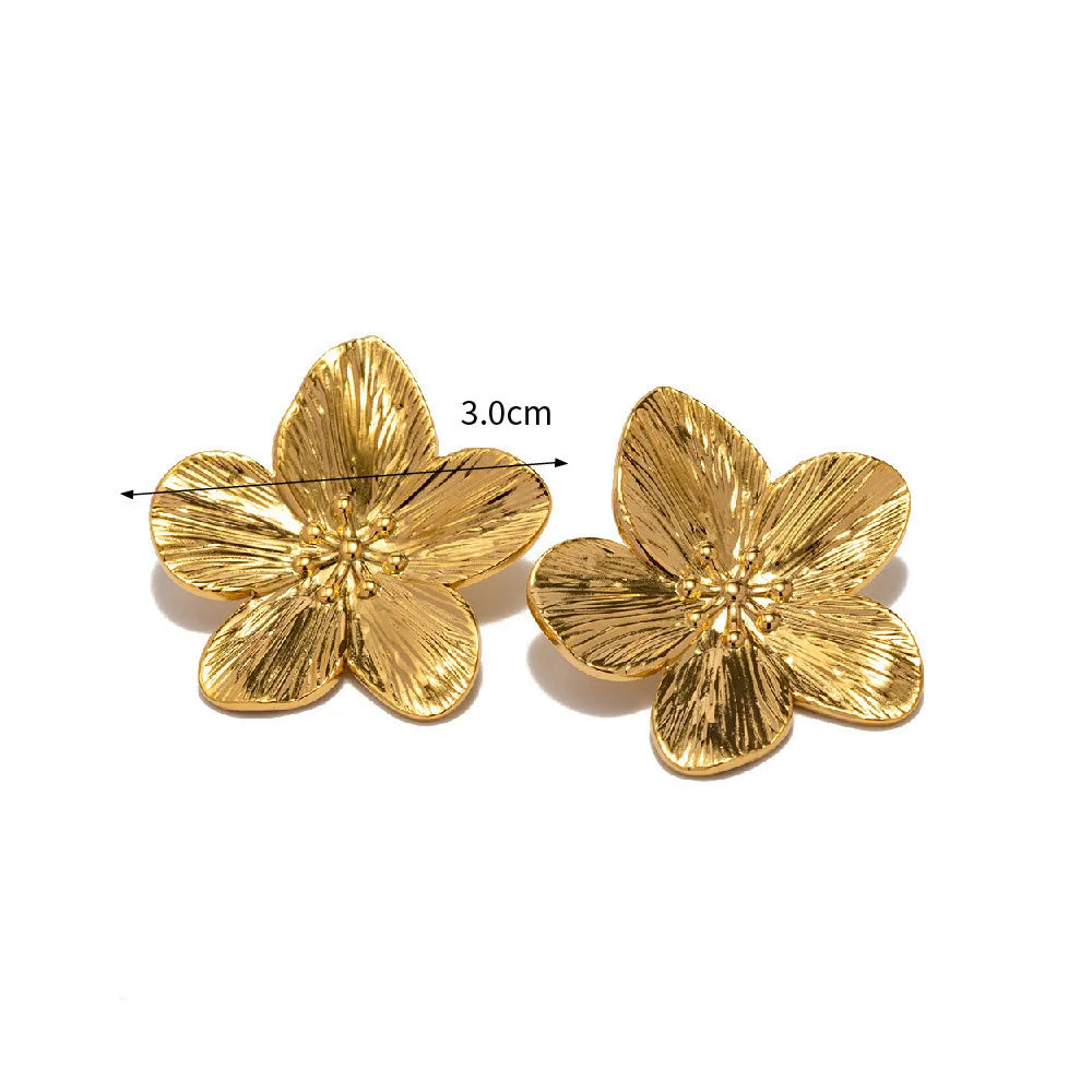 Uworld Hypoallergenic Stylish Vintage Flower Stud Earrings Premium 18k Gold Plated Stainless Steel For Women Party сережки женск Vera Lux