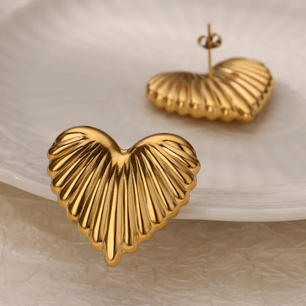 Heart Stripe Chunky Stud Earrings for Women Stainless Steel Gold Color Wedding Aesthetic Earring New Jewelry Accessories BFF Vera Lux