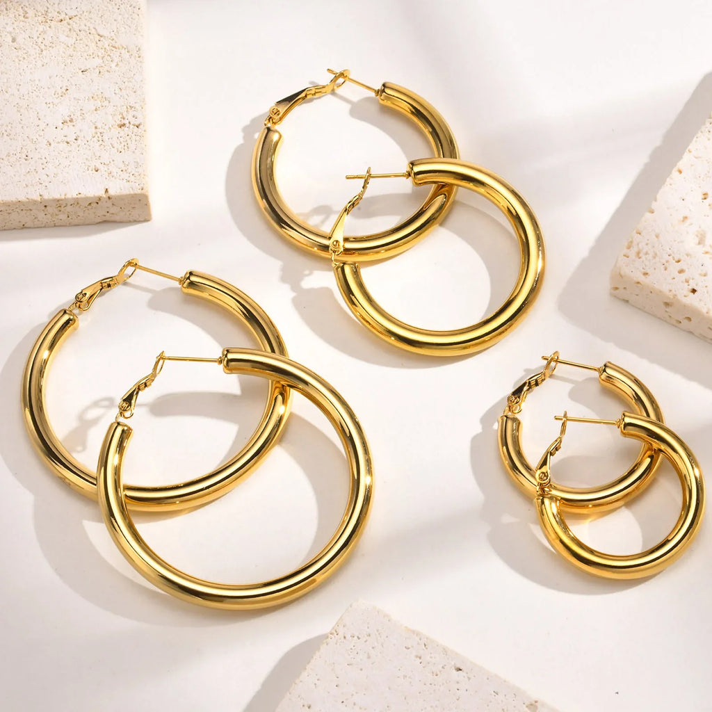 30/40/50mm Circle Hoop Earrings for Women, Classic Stainless Steel 18k Gold Plated Minimalist Jewelry Hypoallergenic Vera Lux