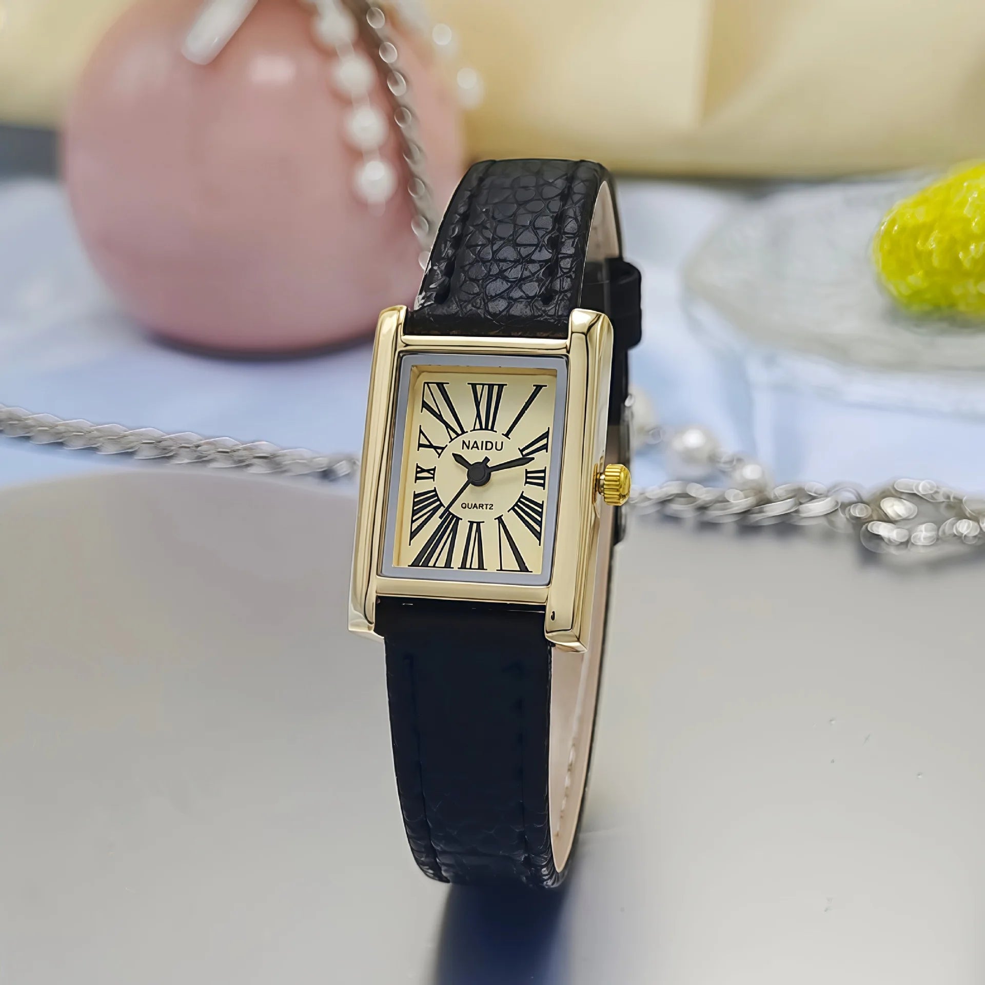 Fashion Women Quartz Wristwatches Simple Leather Strap Roman Dial Women's Watch Luxury Girl Gift Watches Hot Sale Reloj Mujer Vera Lux