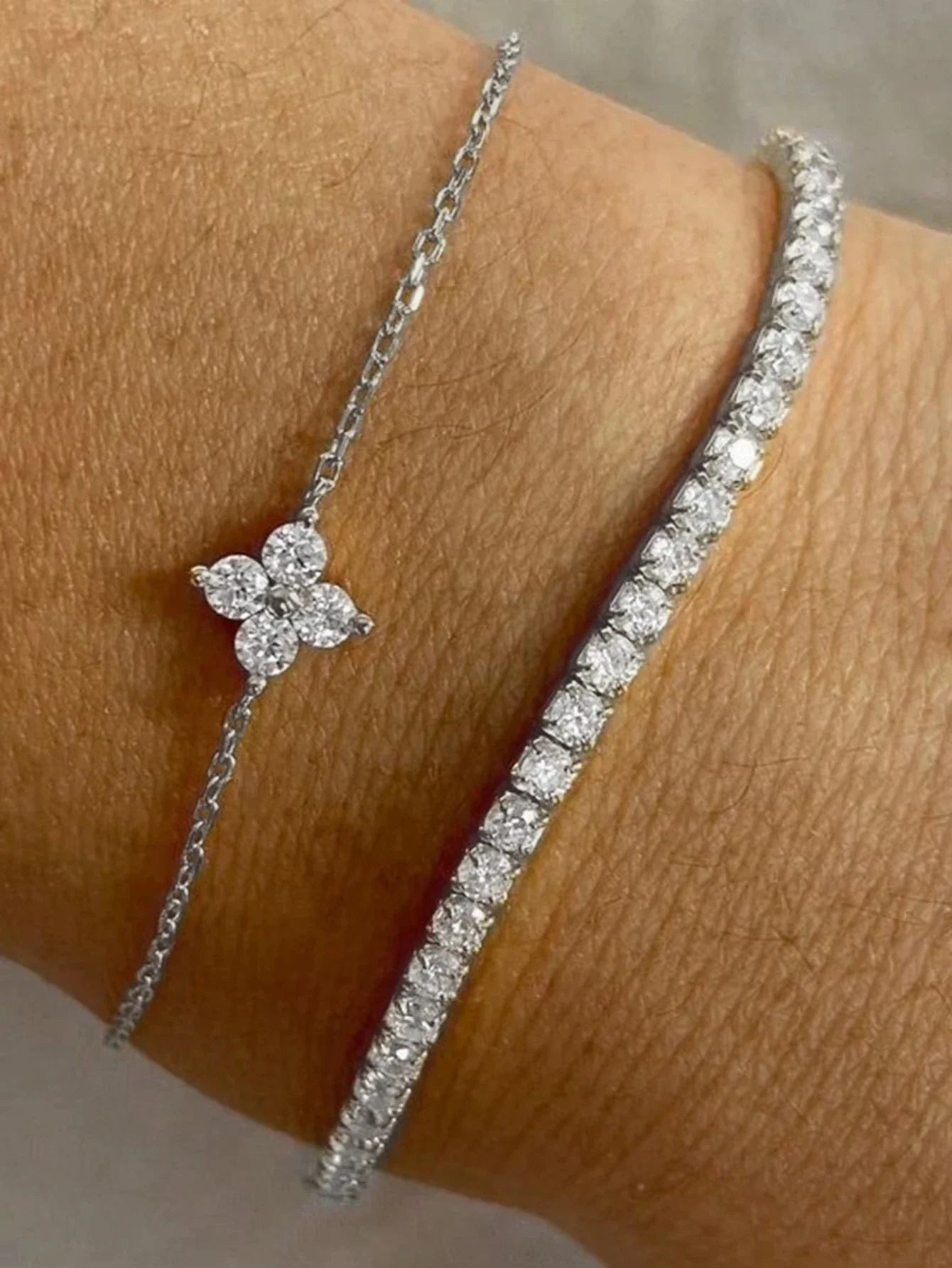 2pcs Simple Cubic Zirconia Flower Water Chain Women's Bracelet Set Daily Minimalist Silver Color Bracelet Party Fashion Jewelry Vera Lux